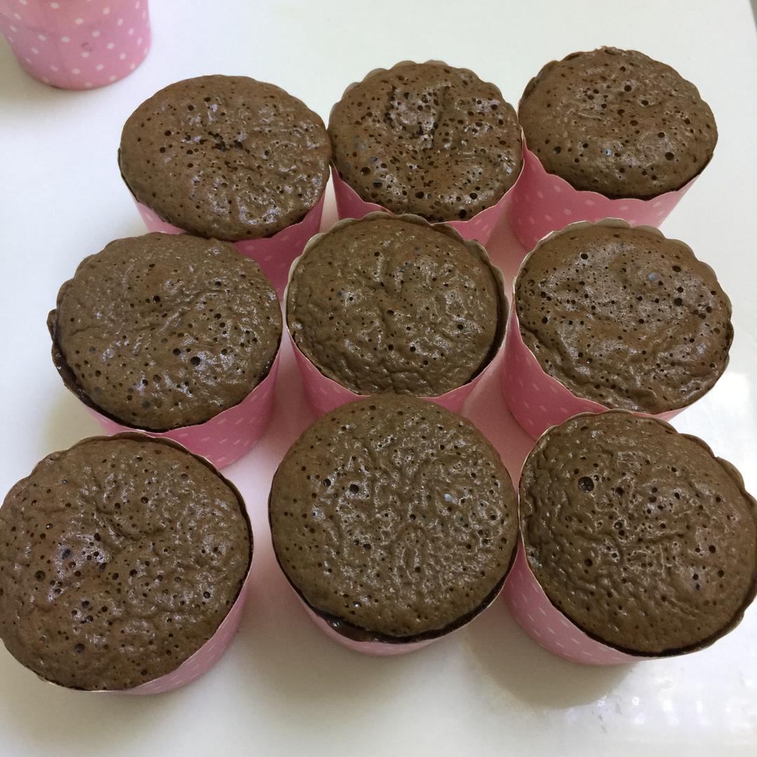 莫尼卡美食厨房：爆浆巧克力蛋糕