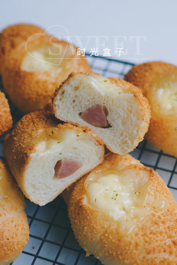香葱芝士肠仔包