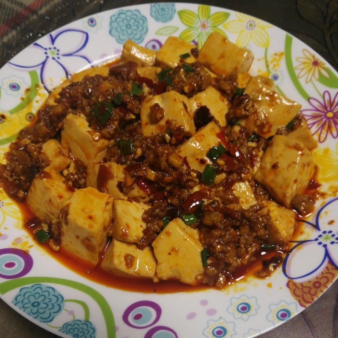 牛肉麻婆豆腐