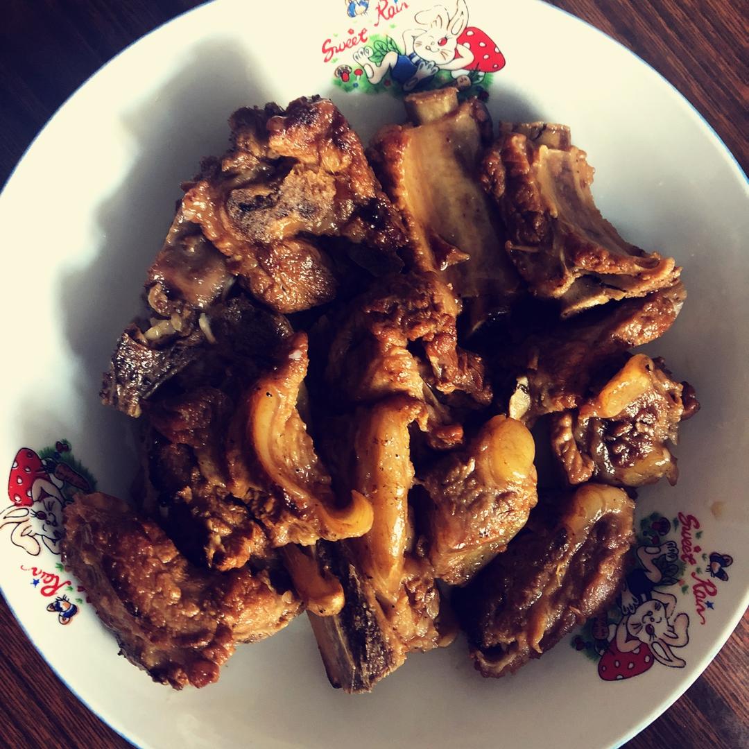 懒人版糖醋排骨-比红烧的更开胃更下饭！