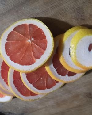 解腻的西柚柠檬蜂蜜酿的做法 步骤1
