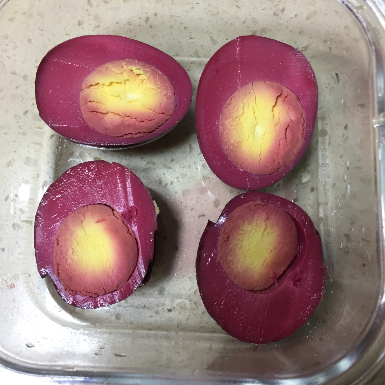 红菜头溏心卤蛋