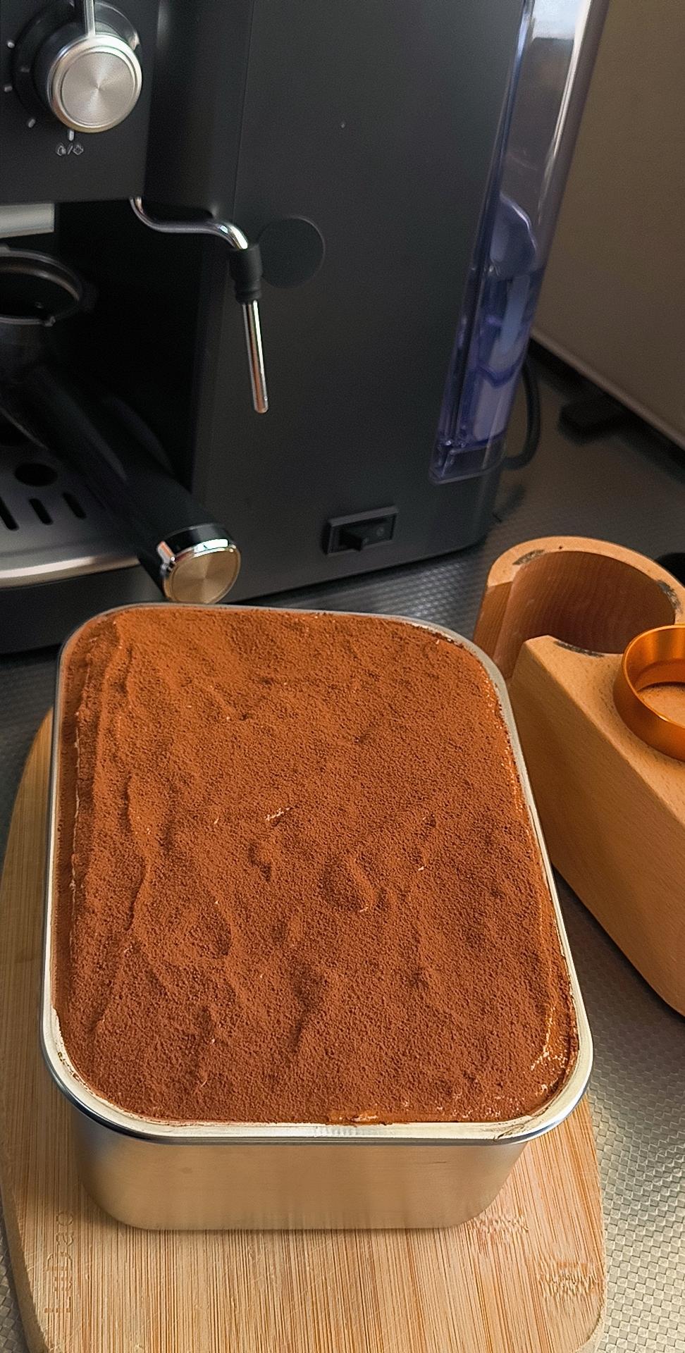 在欧洲学会的经典版提拉米苏