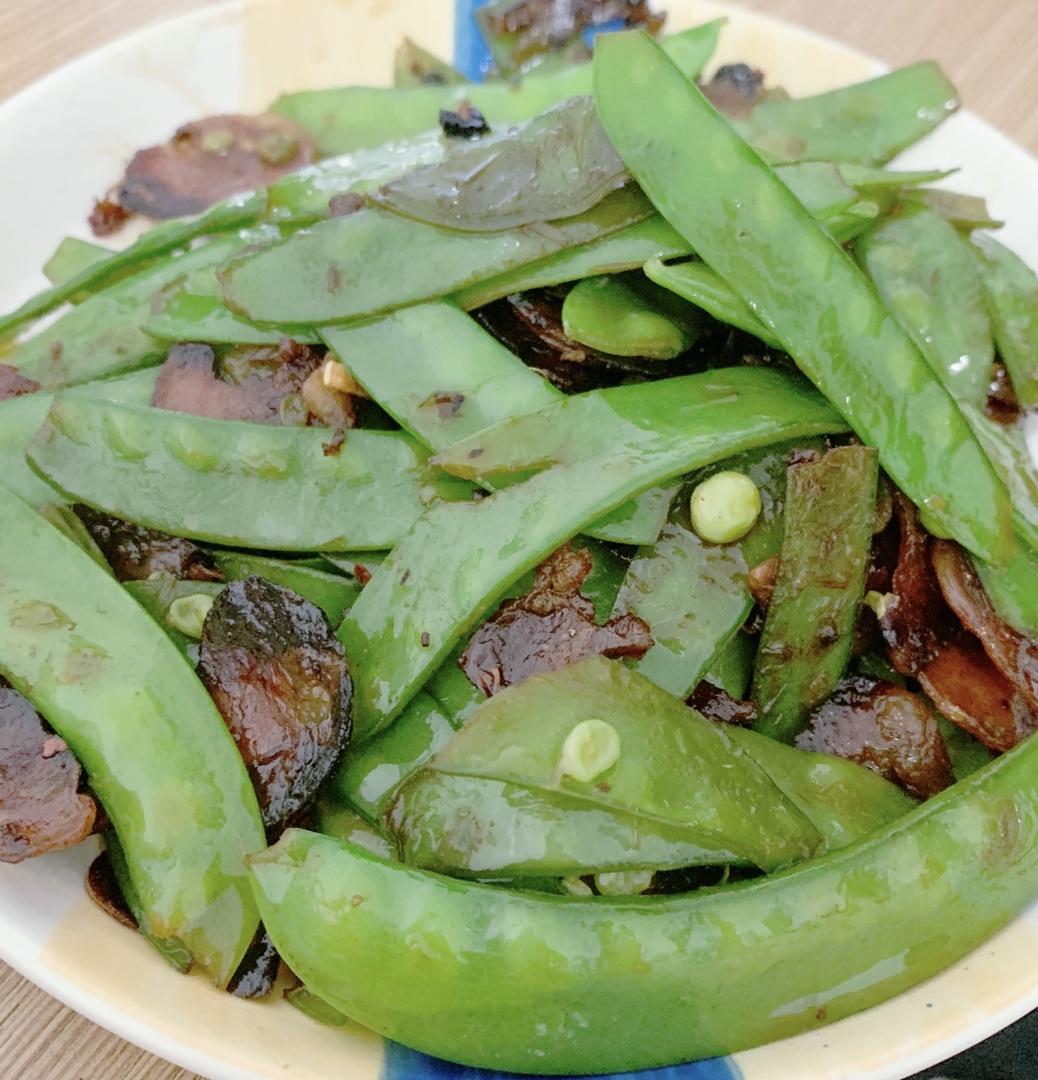 超脆爽的荷兰豆炒香肠