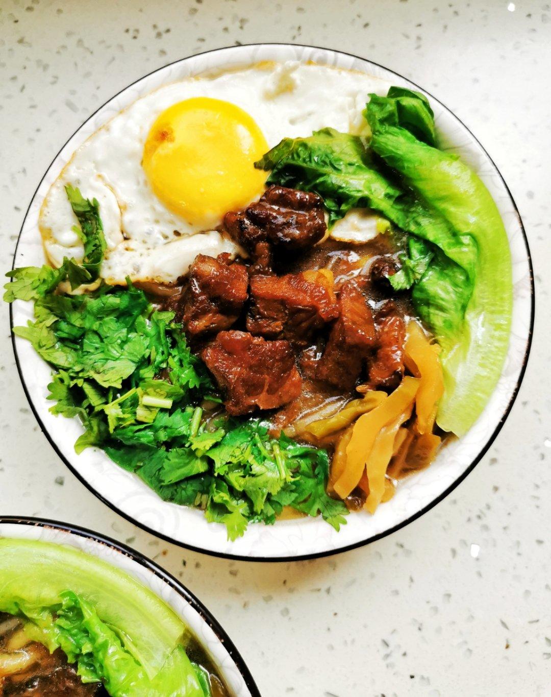 红烧牛腩粉