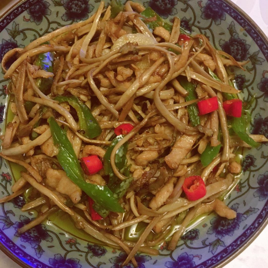 茶树菇炒肉