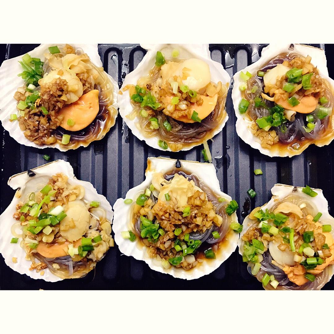 蒜蓉粉丝蒸扇贝