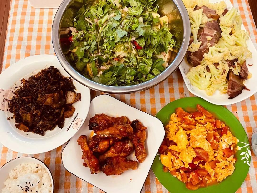 『双椒兔』麻辣鲜嫩一口接一口