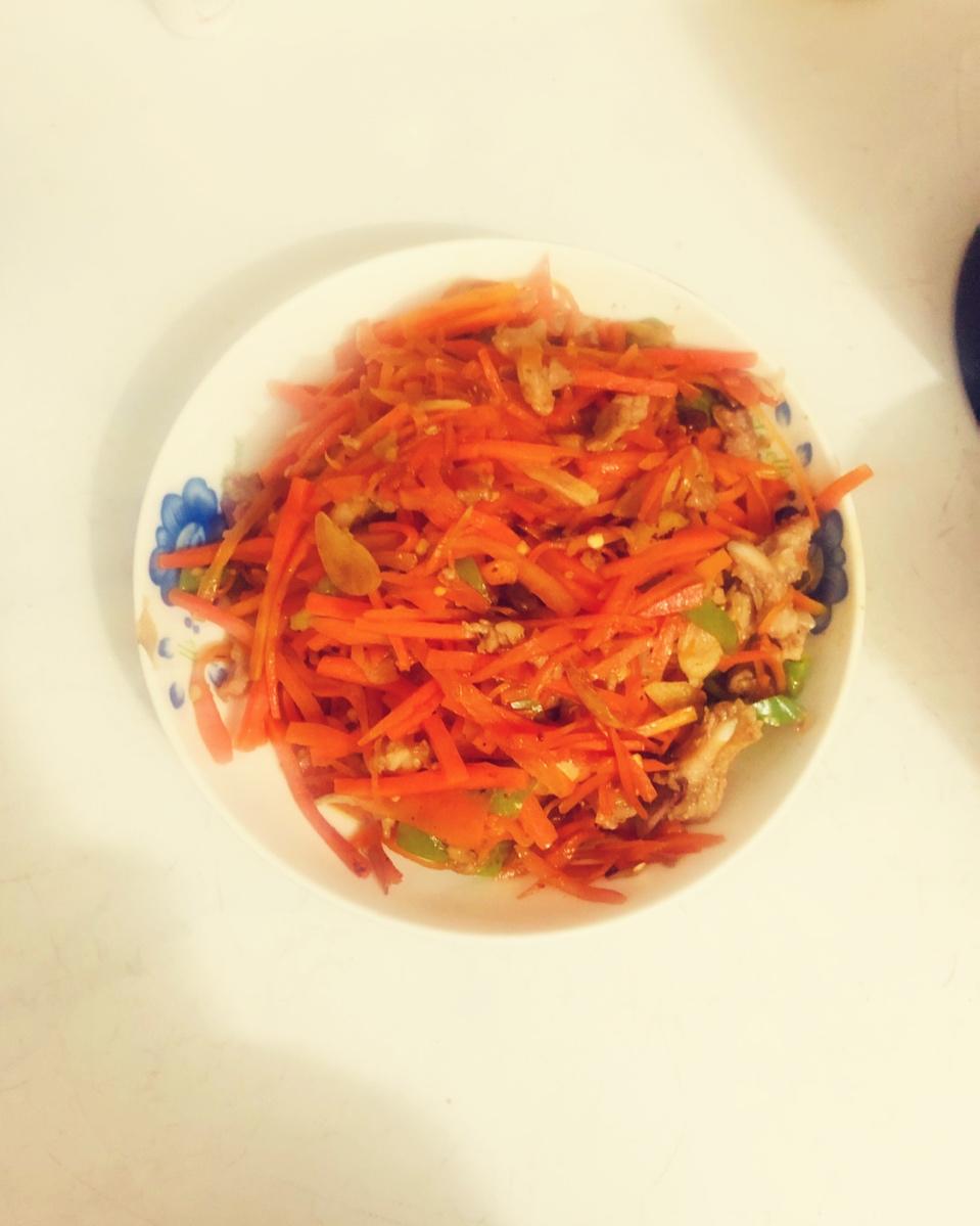 胡萝卜丝炒肉