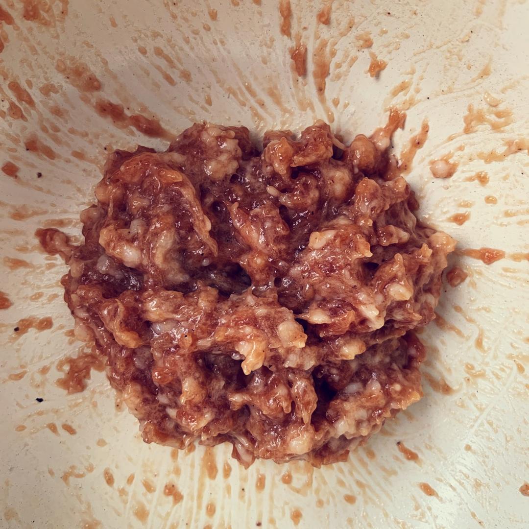 吃饺子的肉馅这样调理才好吃哦！