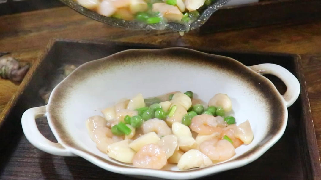 菱角豌豆炒虾仁💕江南夏日时令美味
