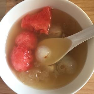 荔枝西瓜银耳绿豆汤的做法 步骤5