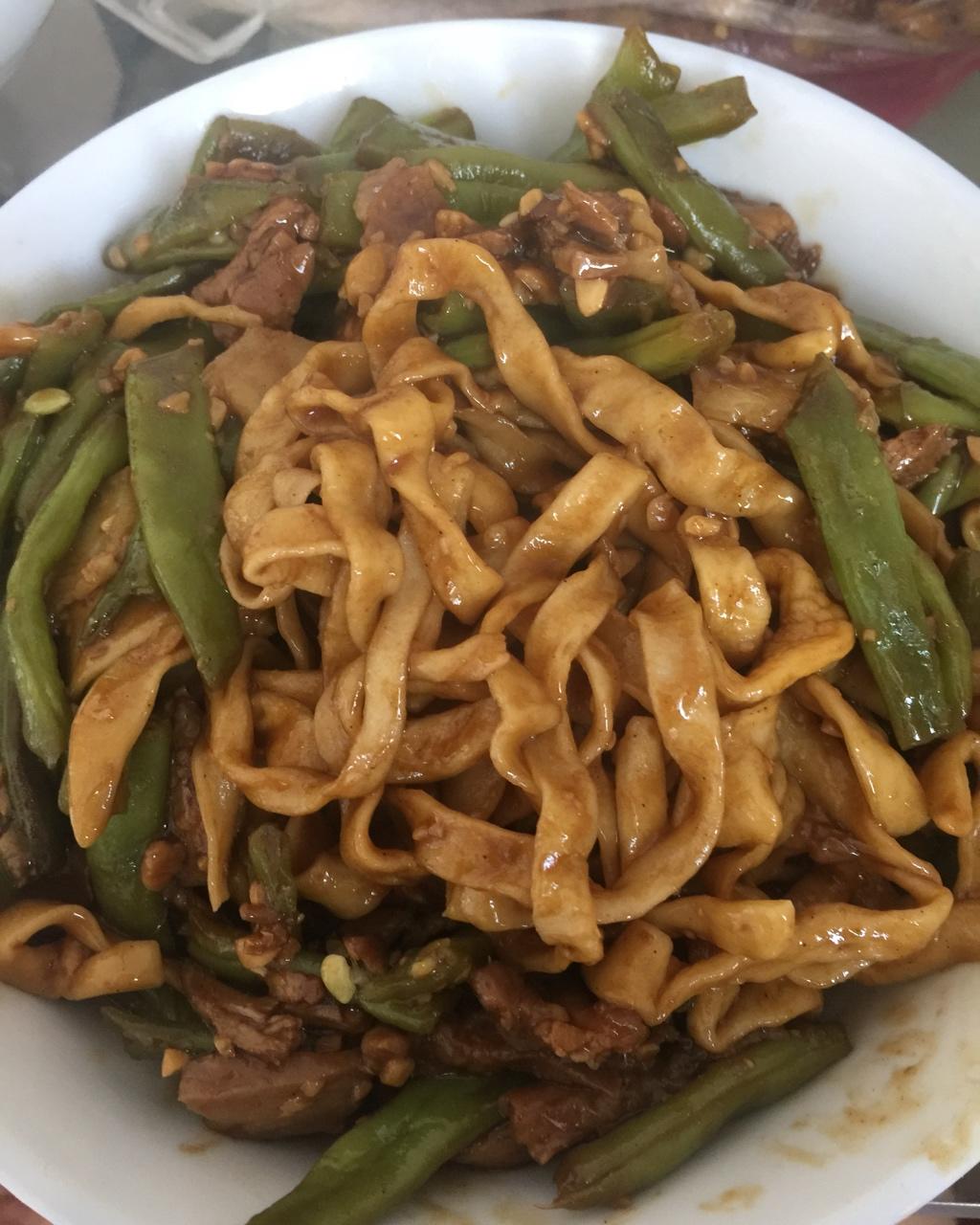 芸豆焖面（附万能的腌肉不老的办法）