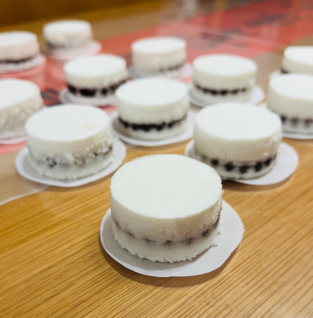 定胜糕、糯米松糕、桂花松糕