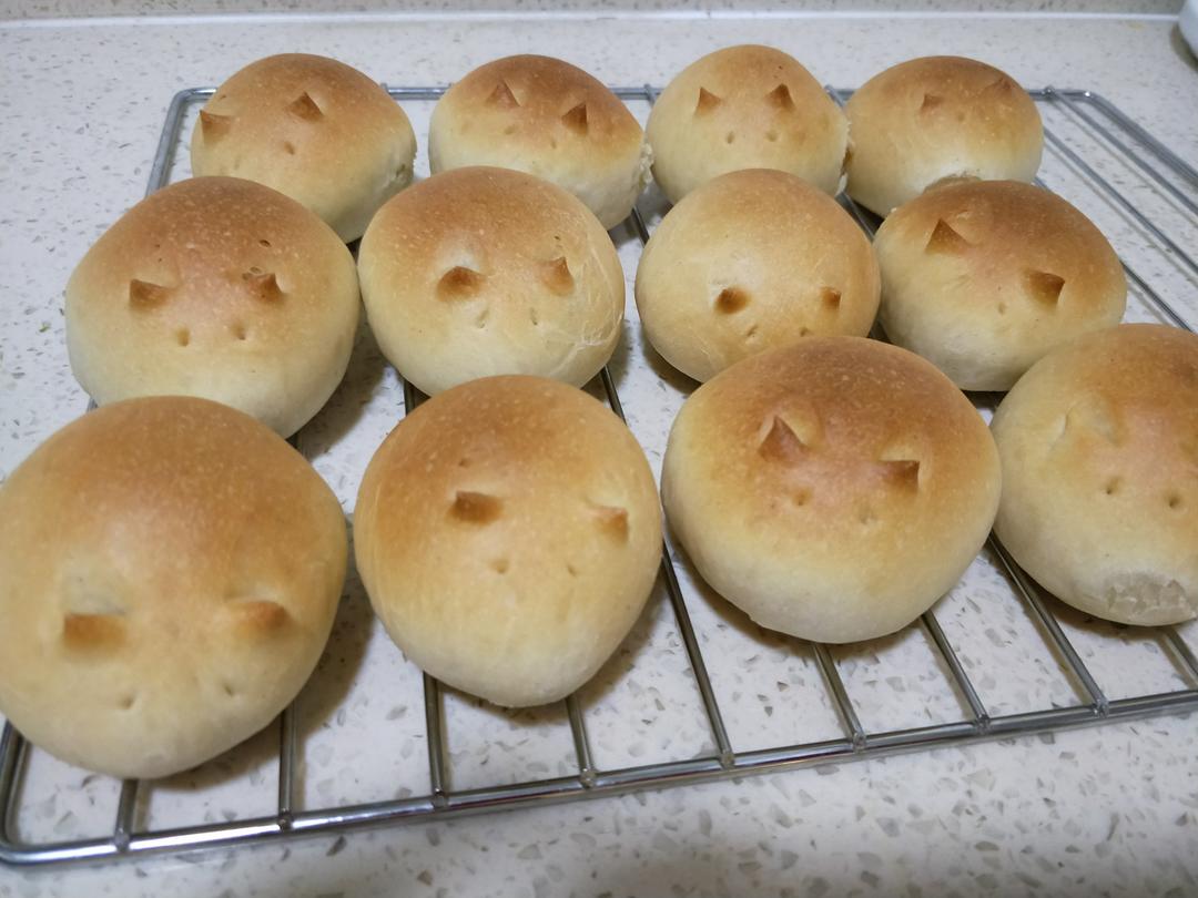 呆萌卡通小餐包