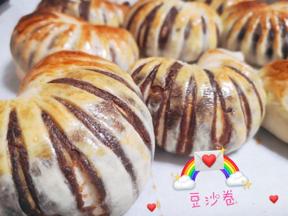 超级简单的红豆沙面包卷