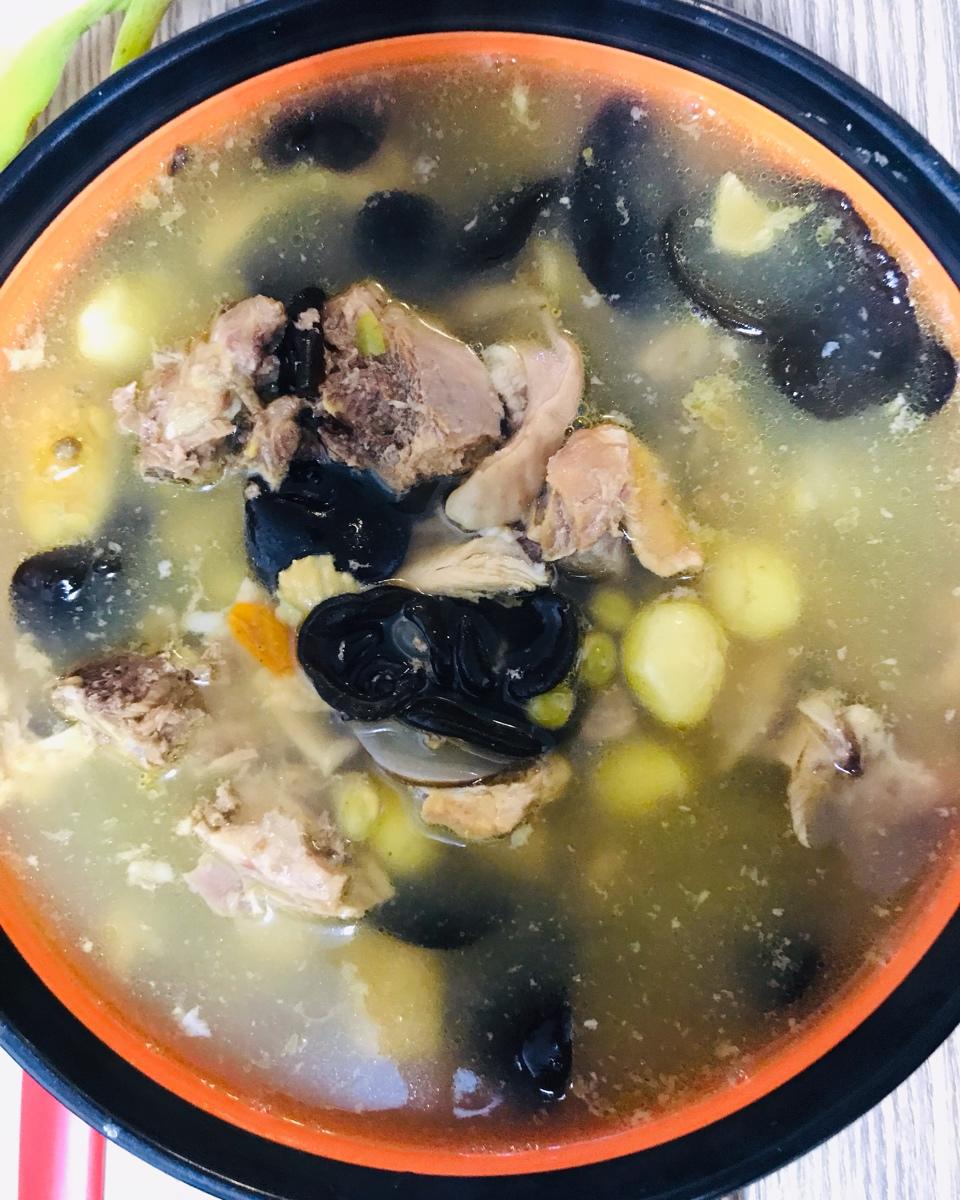 白果猪肚鸡