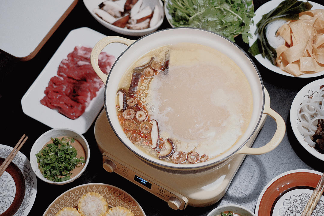 菌菇火锅【2月北鼎电磁炉食谱】
