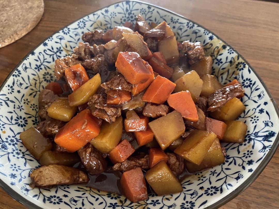 土豆炖肉