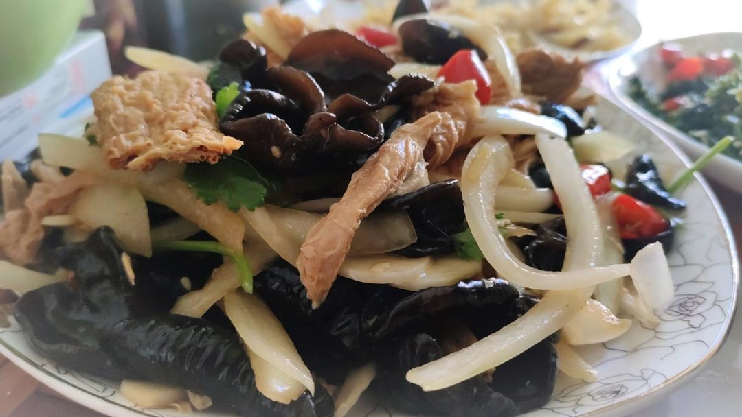 夏日开胃菜——凉拌腐竹