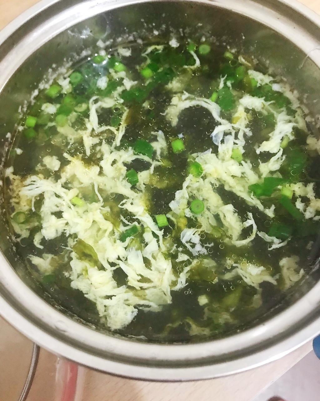 梓皓麻麻做的紫菜蛋汤