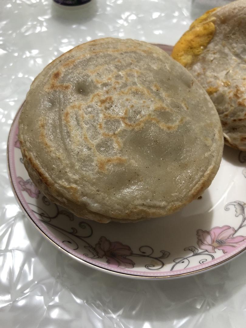 早餐霸王~沉甸甸鸡蛋汉堡