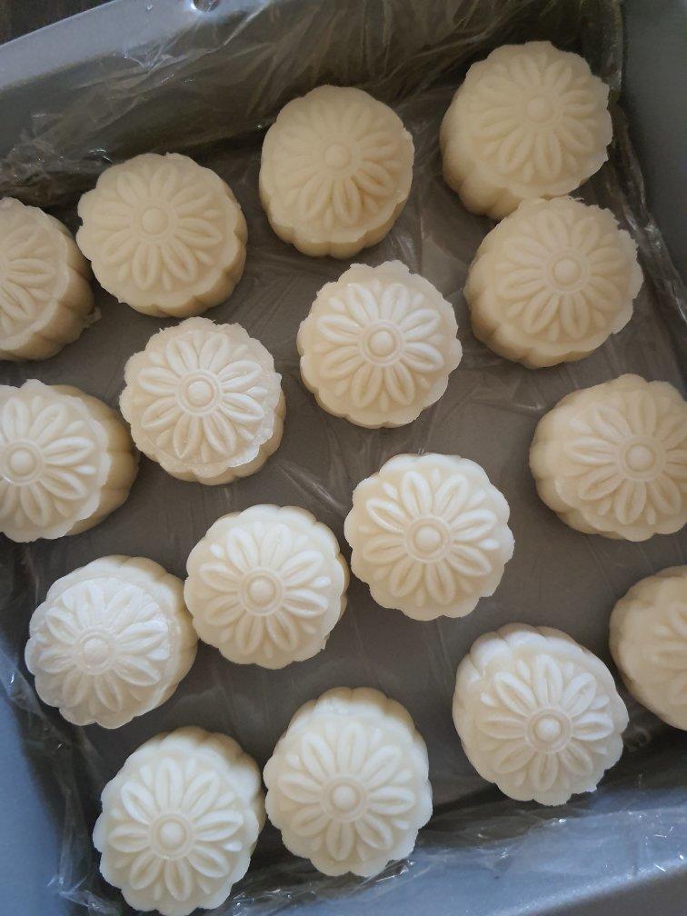 《Tinrry下午茶》冰皮月饼（奶黄馅）
