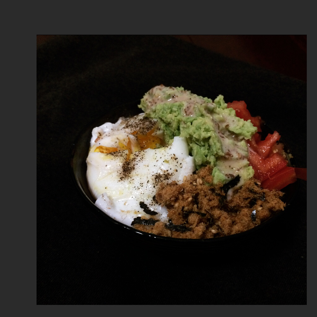 牛油果海苔肉松拌饭