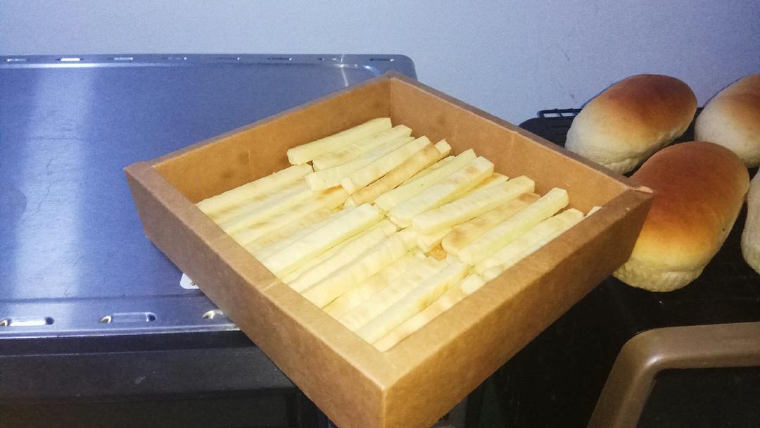 硬版奶酪芝士条饼干