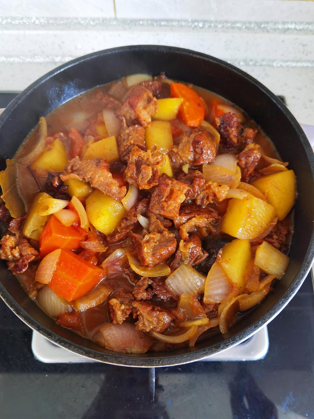 土豆炖牛肉（超级美味零失败全光盘）