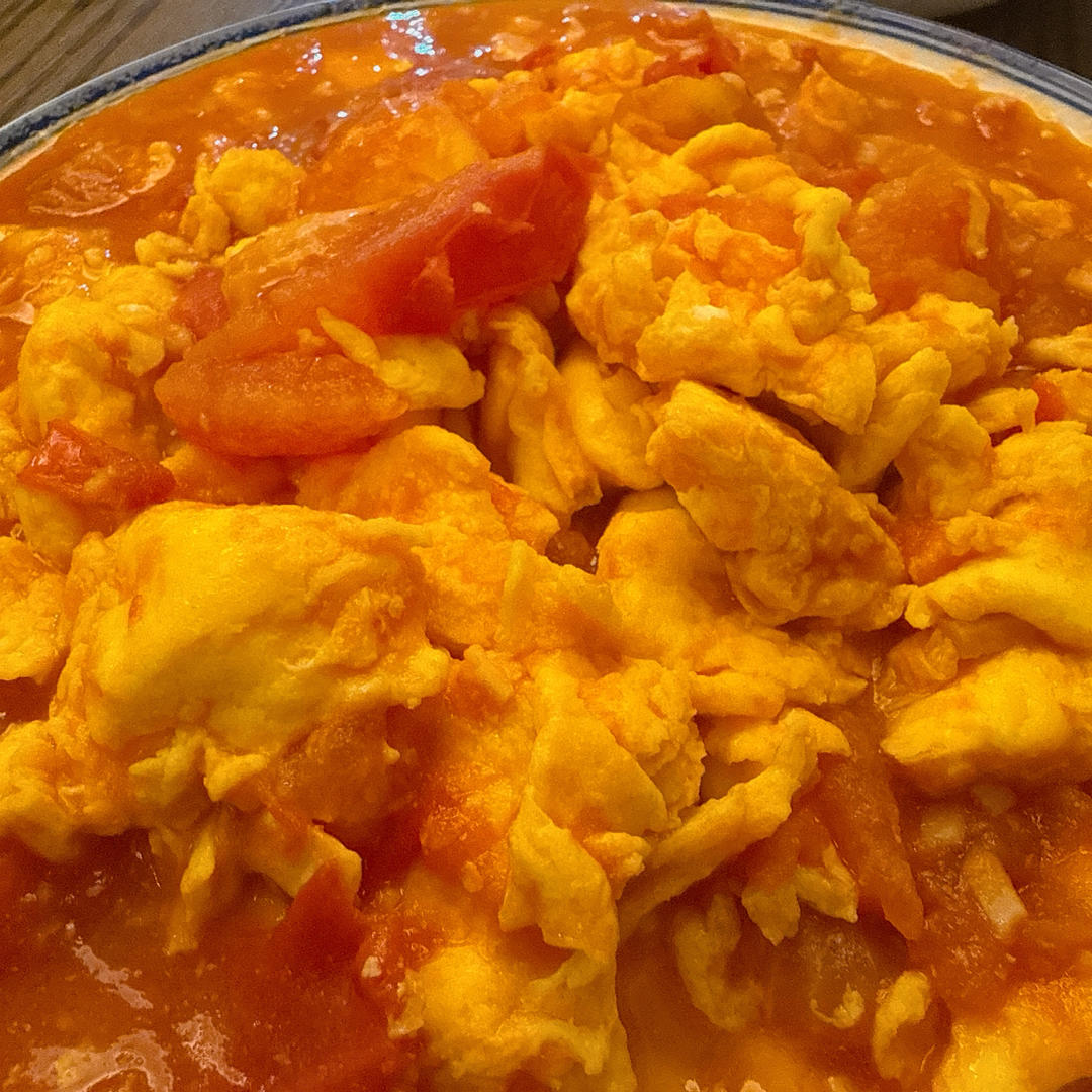 番茄炒鸡蛋（超浓的番茄味）