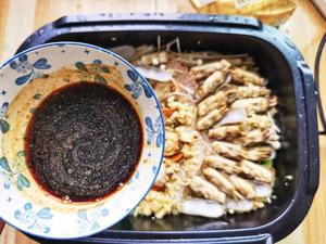 🔥超级诱惑的蒜香黄油海鲜大咖锅🦐🦐🦐的做法 步骤12