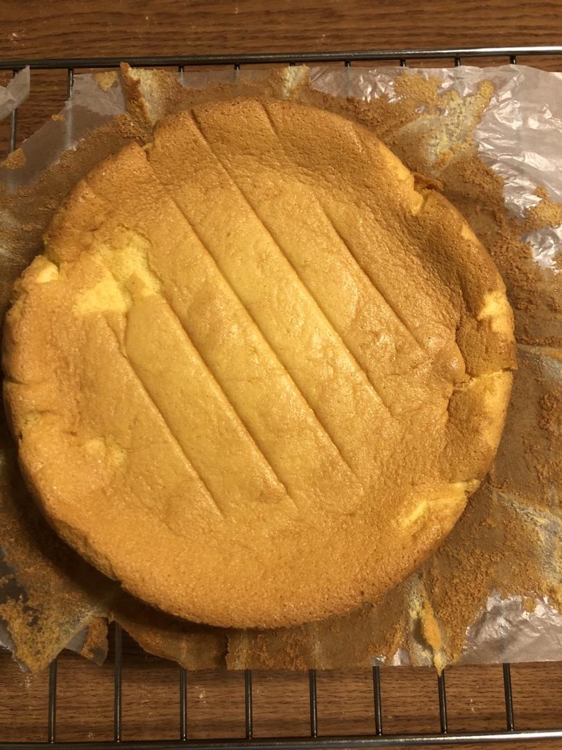 不开裂不塌陷不回缩的六寸戚风蛋糕