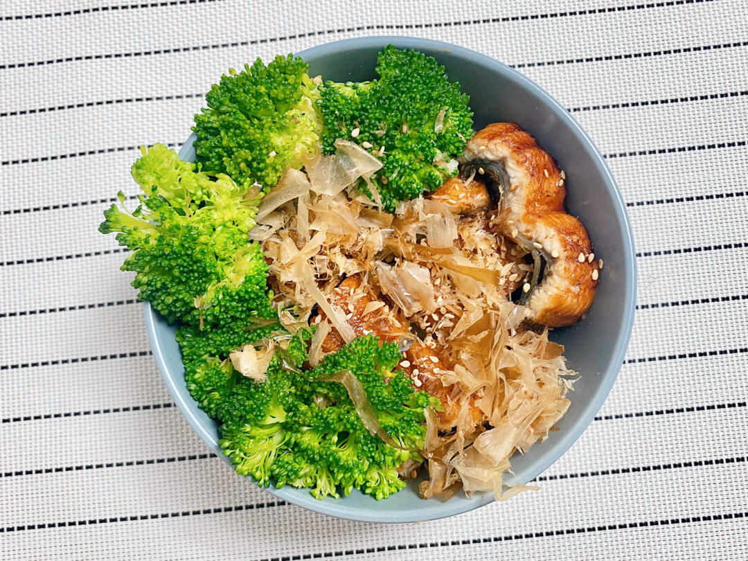 超简单西兰花鳗鱼饭零失败