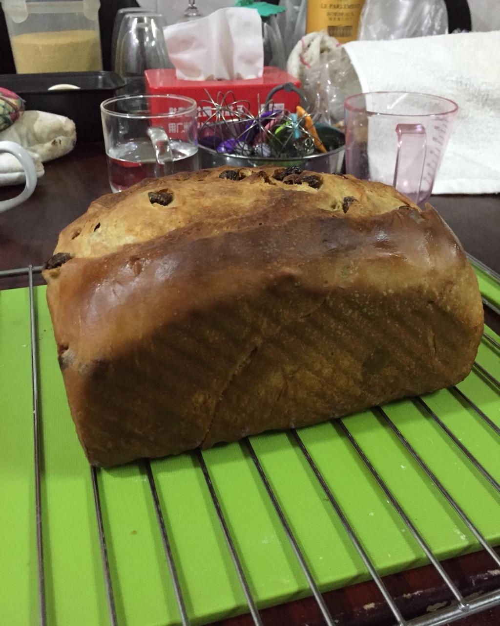 香浓葡萄干肉桂吐司