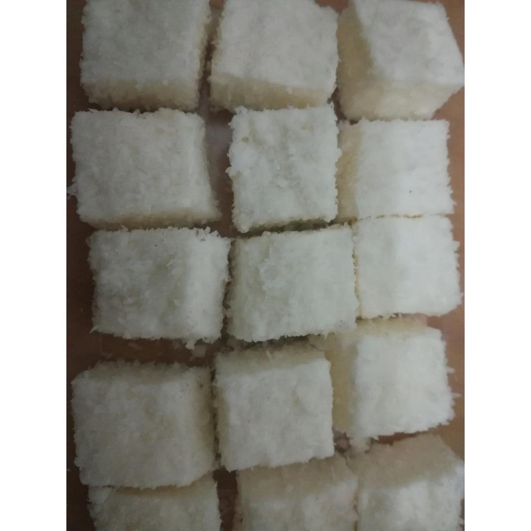 牛奶椰丝小方【超懒的懒人甜品】