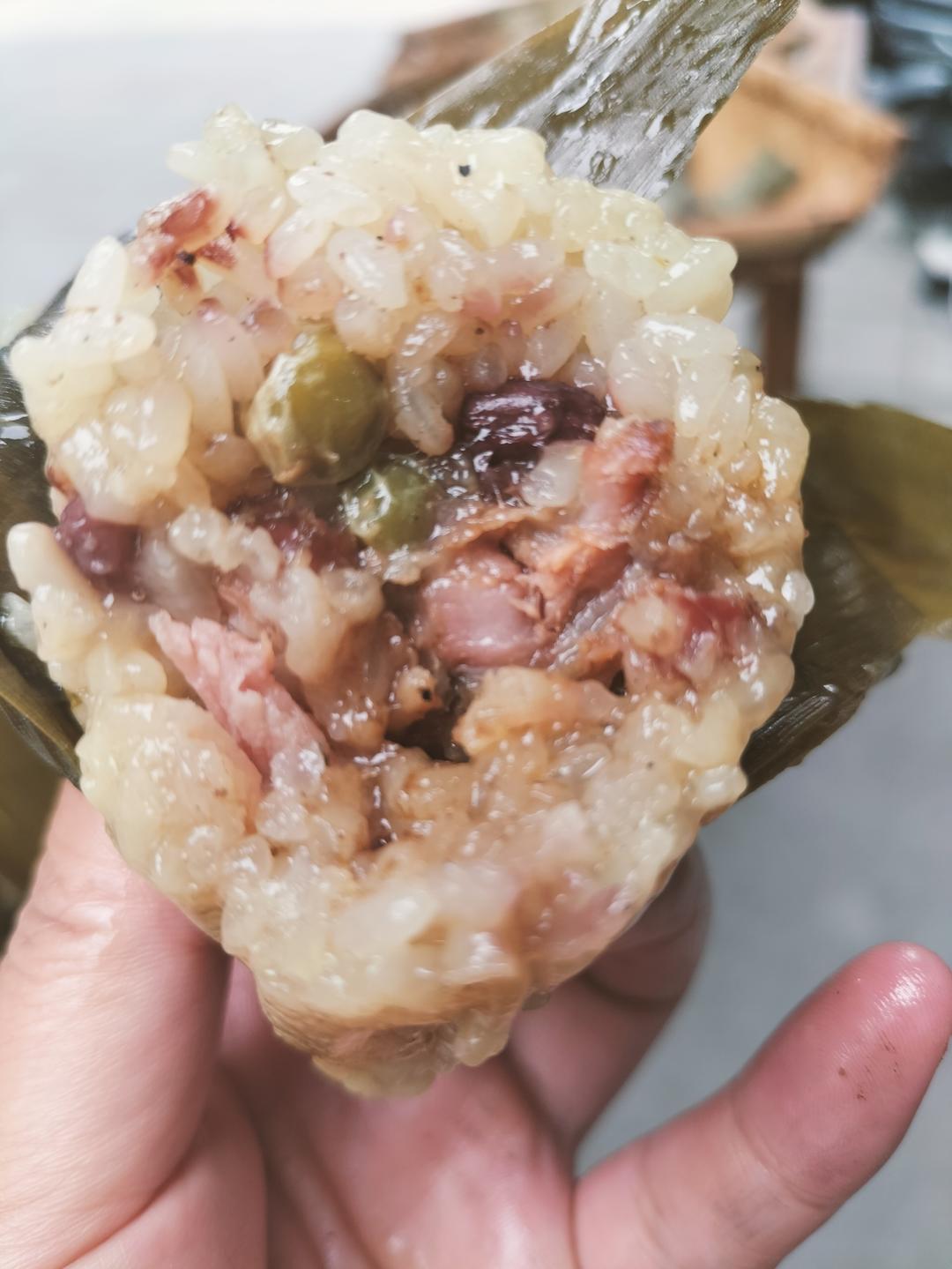 川味粽子的做法