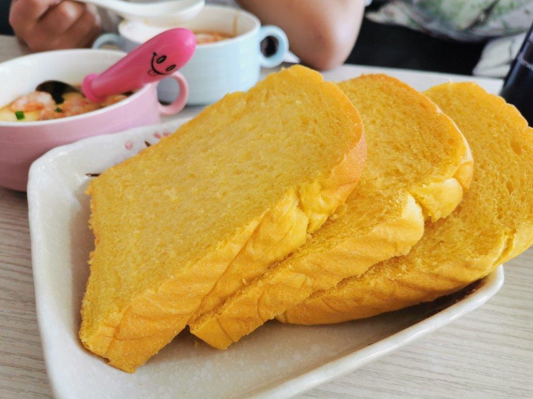 南瓜炼奶吐司