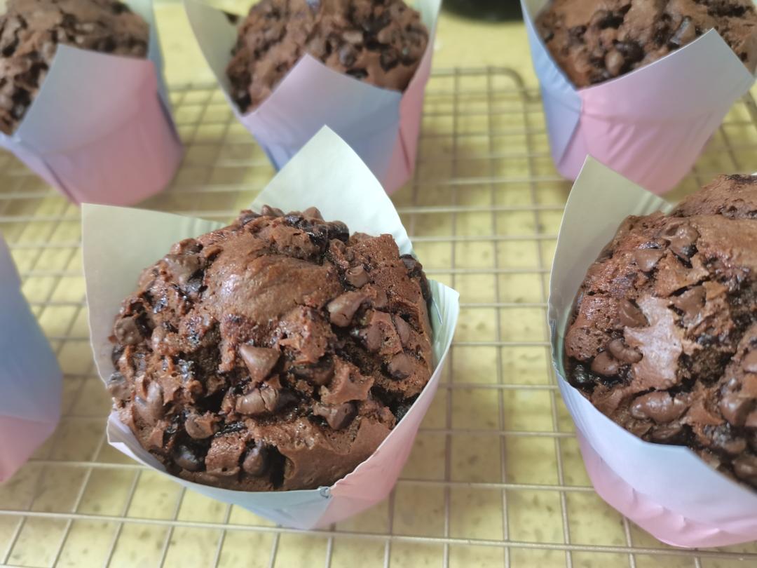 低油黑巧麦芬蛋糕～超松软 超快手 超简单