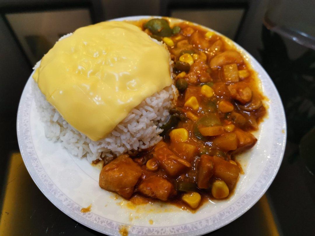 土豆咖喱鸡肉饭