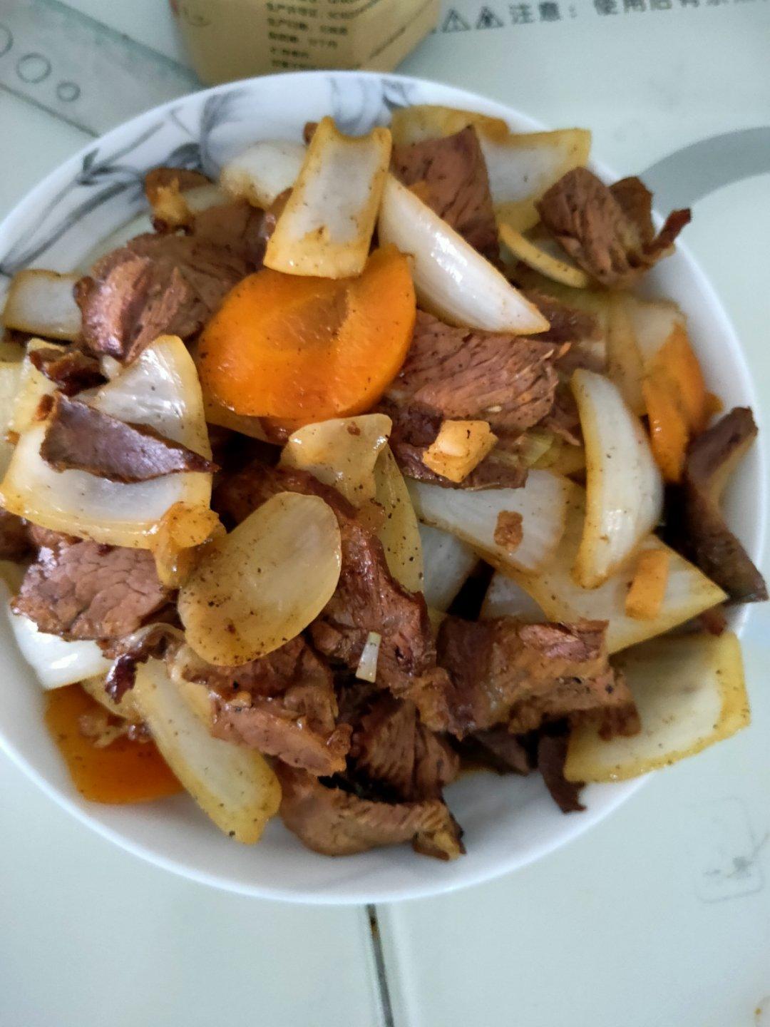 洋葱炒牛肉