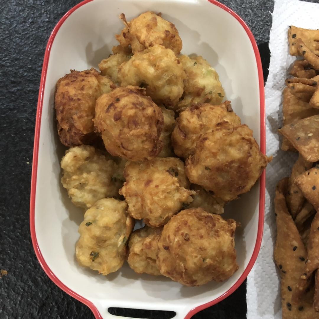 炸萝卜丝丸子