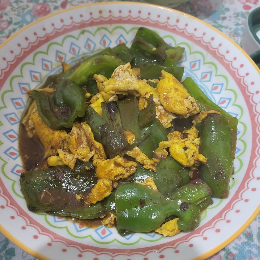 超级下饭的虎皮青椒炒鸡蛋！三碗饭都不够