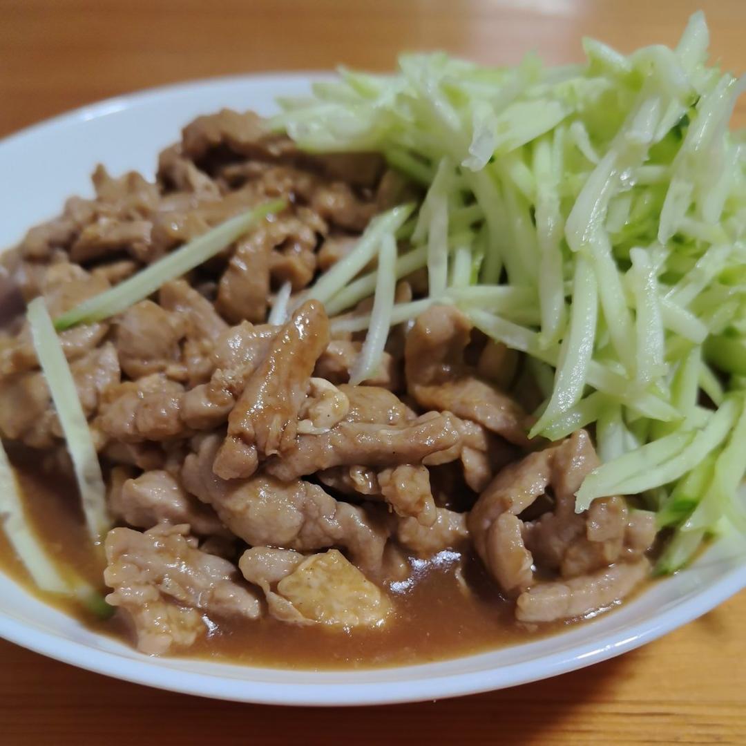 春日限定-京酱肉丝卷春饼