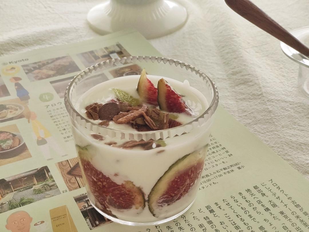 无花果酸奶