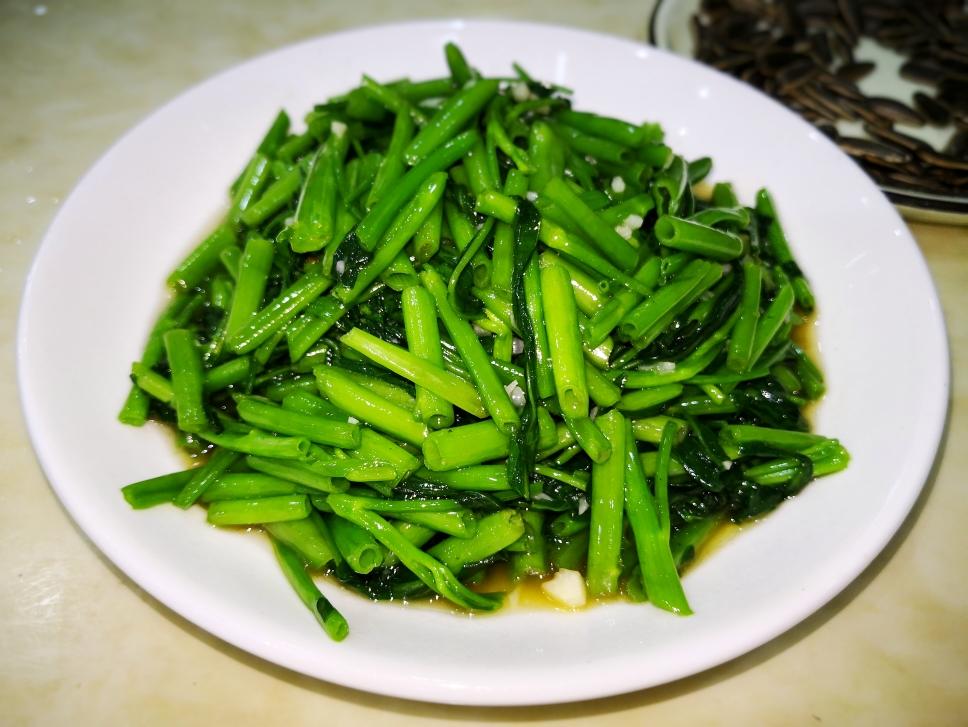 快炒蒜泥空心菜的做法