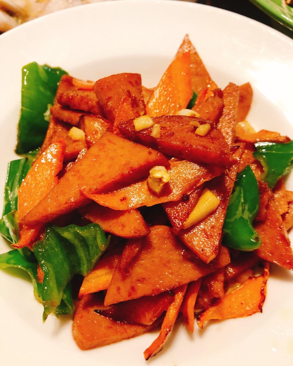 超级下饭的辣椒炒午餐肉