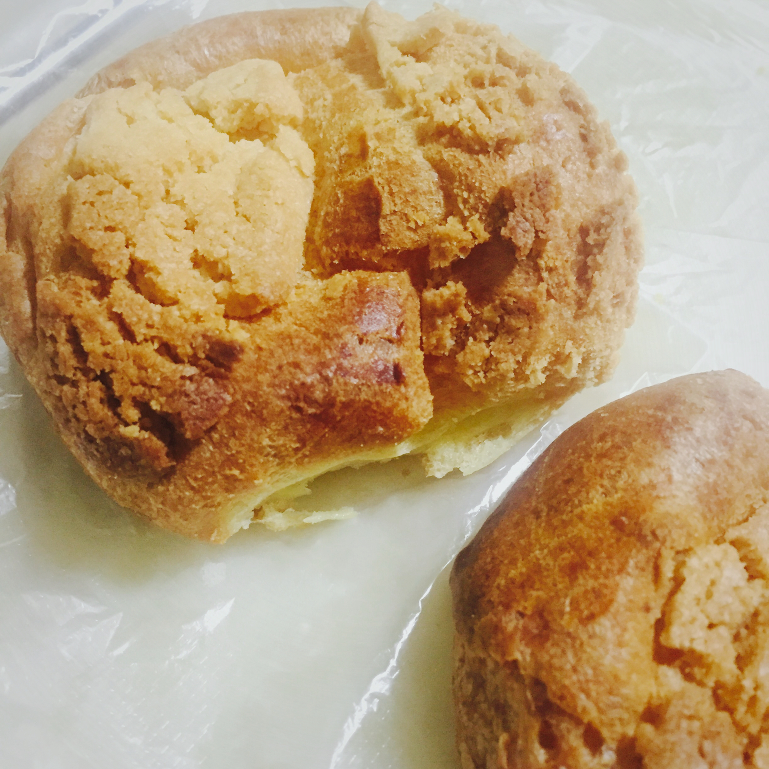 酥皮奶油泡芙--#皮黑森林#