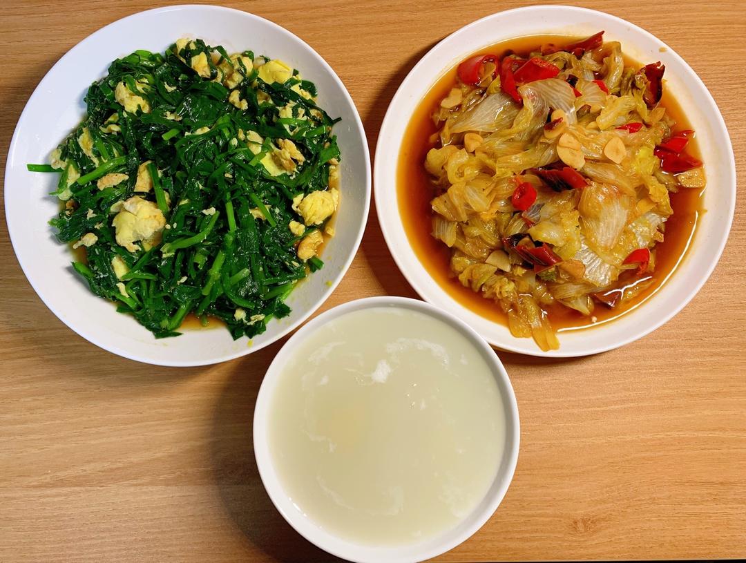 阿婆手撕包菜