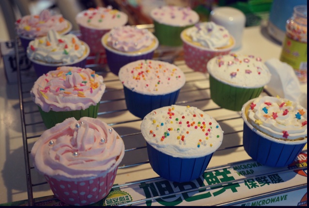 鲜奶油戚风杯子蛋糕（纸杯蛋糕）